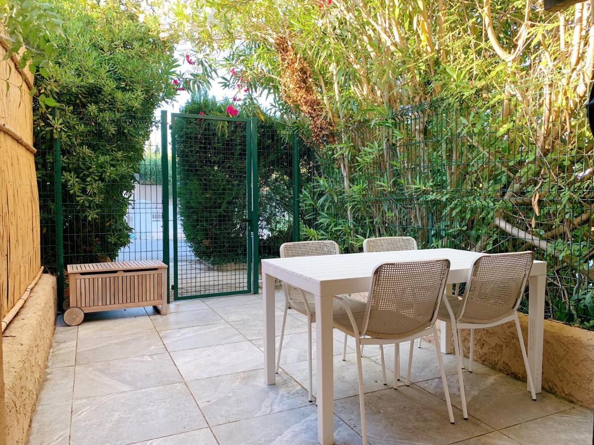 Studio Moderne Dans Le Golfe De Saint-Tropez Gassin Exteriör bild